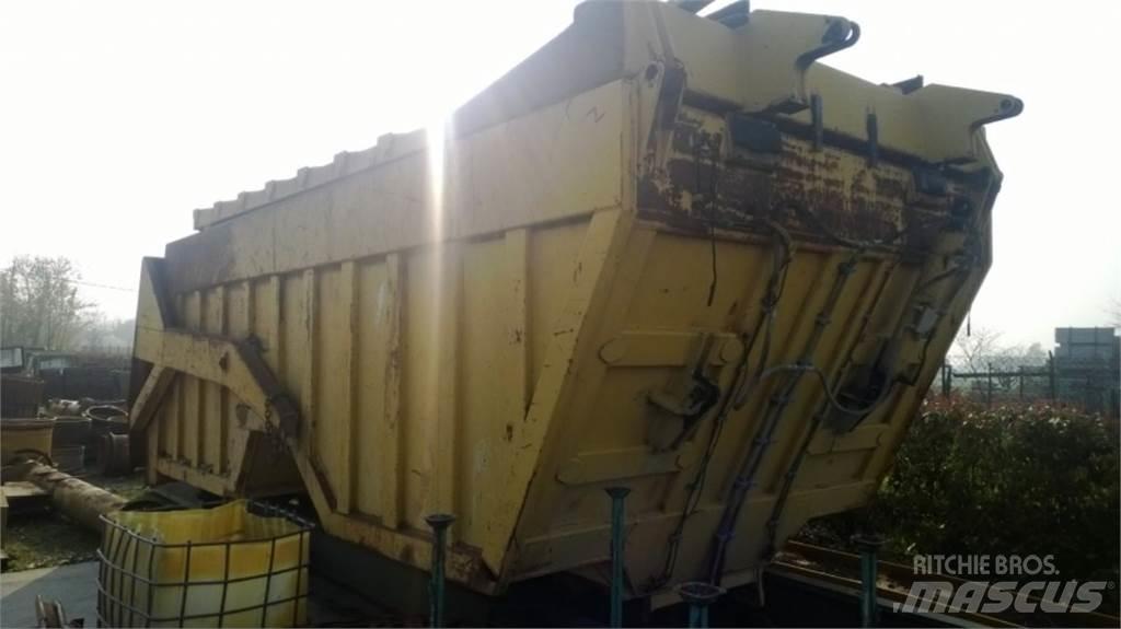 CAT 735 Chassis