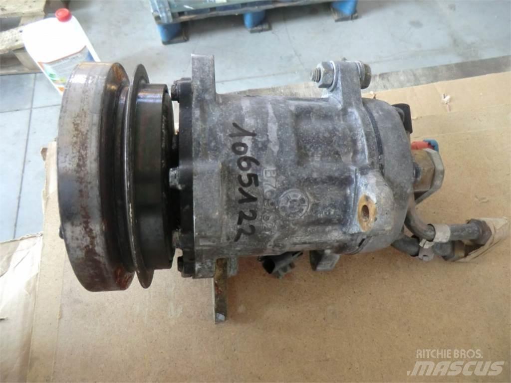 CAT 928G Sonstige Baumaschinen