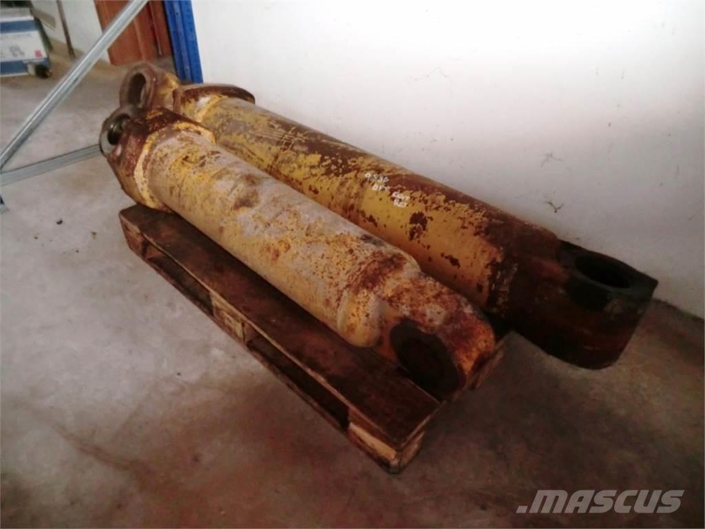 CAT 943 Sonstige Baumaschinen