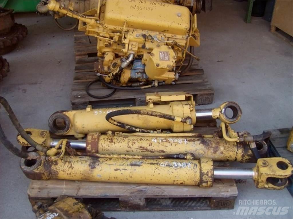 CAT 953 Sonstige Baumaschinen