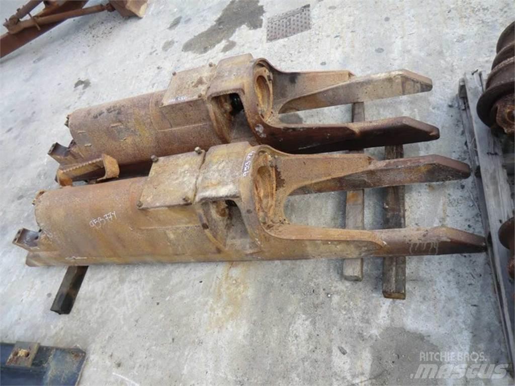 CAT 953 Ketten