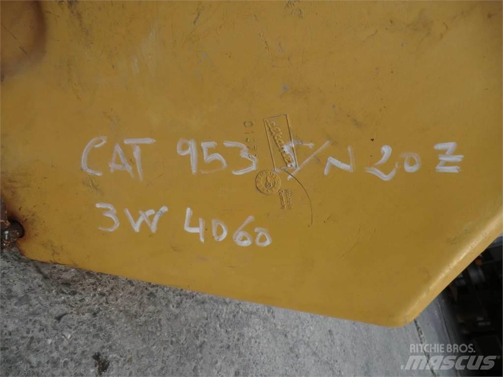 CAT 953 Chassis