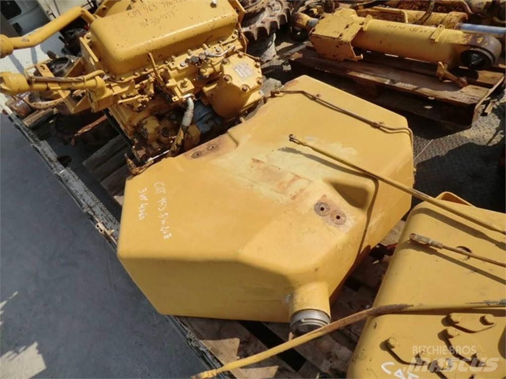 CAT 953 Chassis