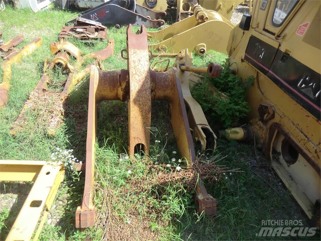 CAT 963 Chassis