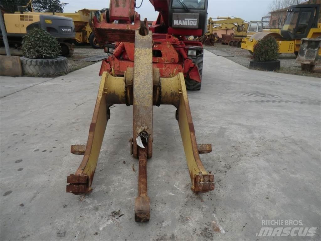CAT 963C Chassis