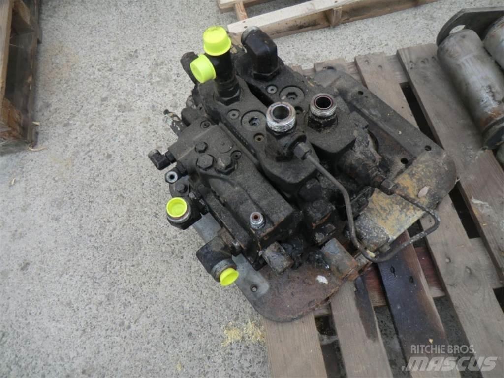 CAT 963D Sonstige Baumaschinen