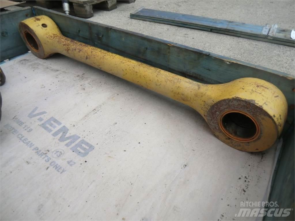 CAT 963D Chassis