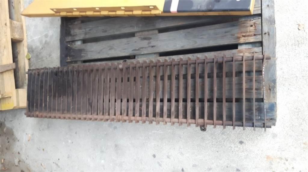 CAT 988H Chassis