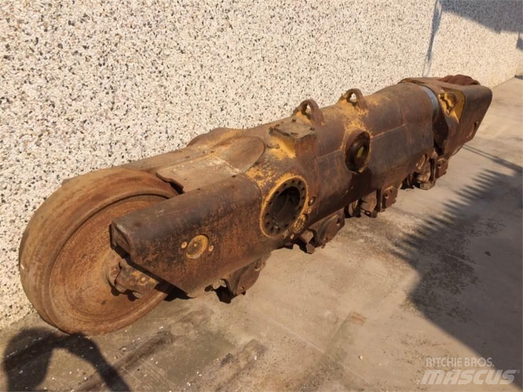 CAT  D8L Ketten