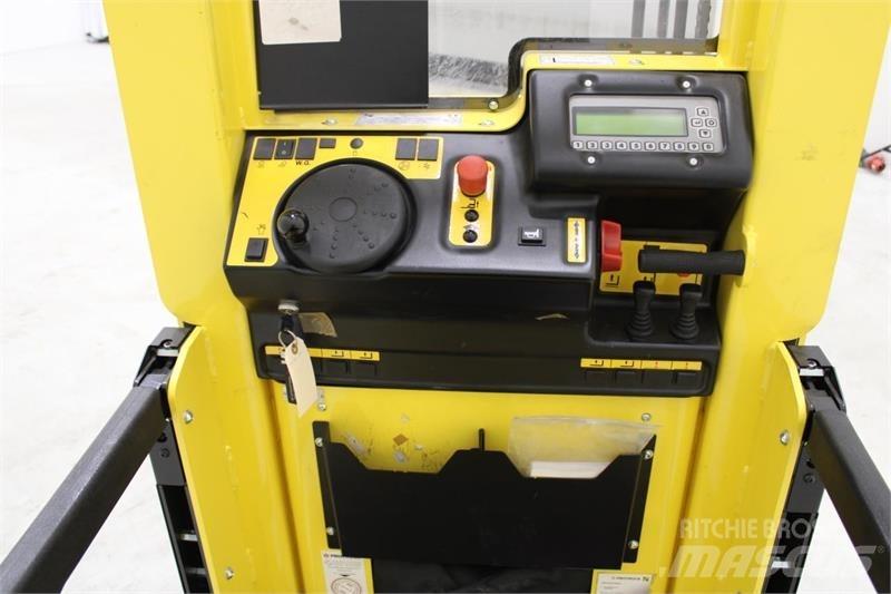 Hyster K1.0L Niederhub-Kommissionierer