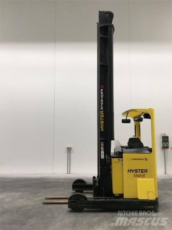 Hyster R2.0W Schubmaststapler