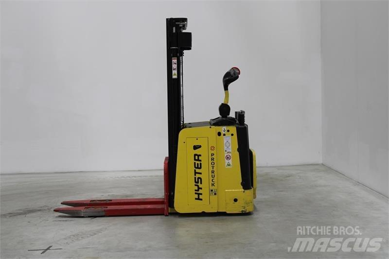 Hyster S1.5S Zelfrijdende stapelaars