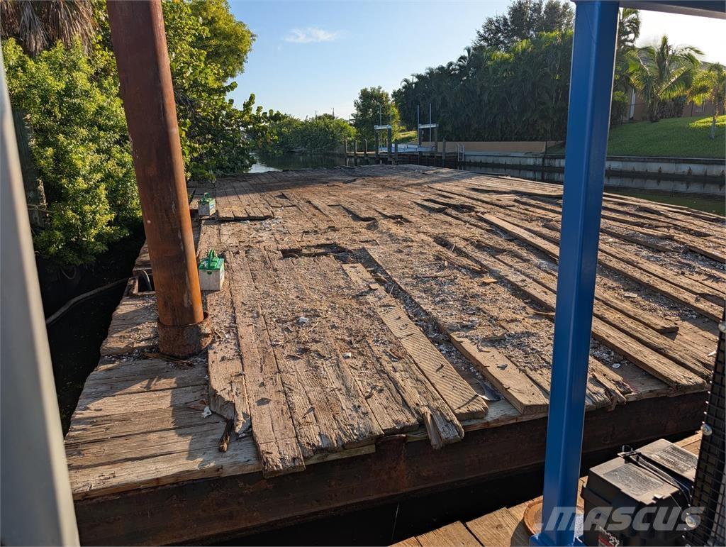  Barge Sonstige Baumaschinen