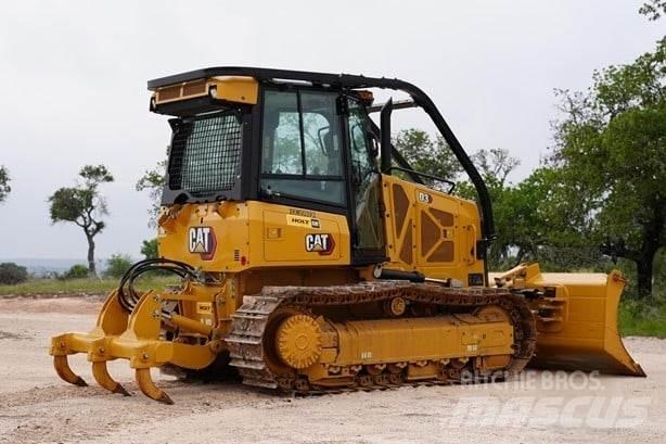 CAT D3 Bulldozer
