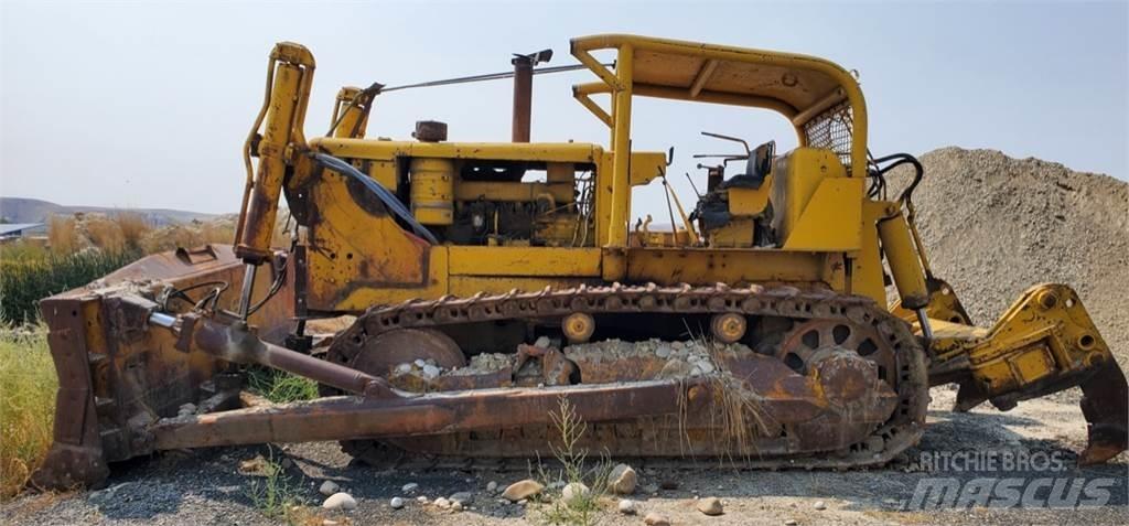 CAT D9E Bulldozer