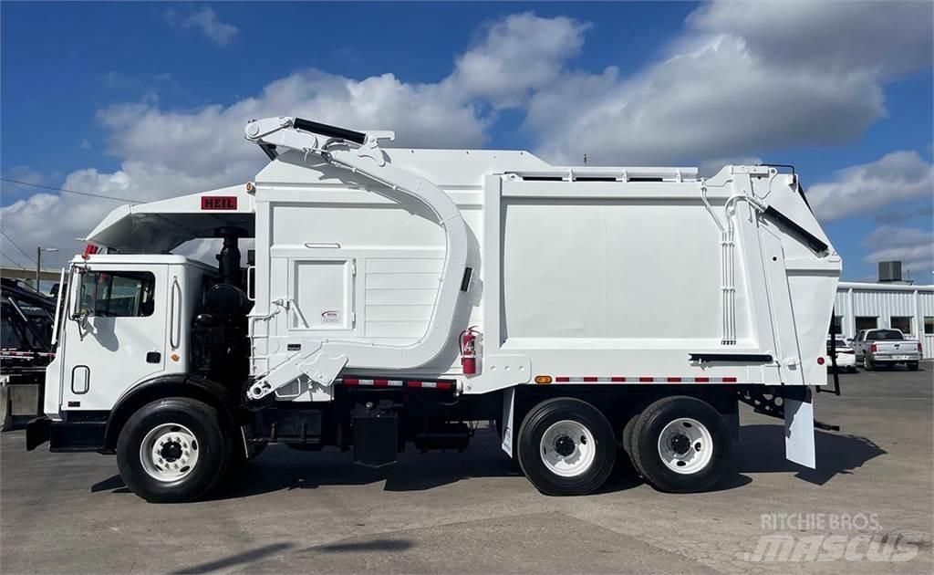 Mack MRU613 Müllwagen
