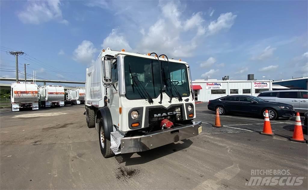 Mack TE64 Müllwagen