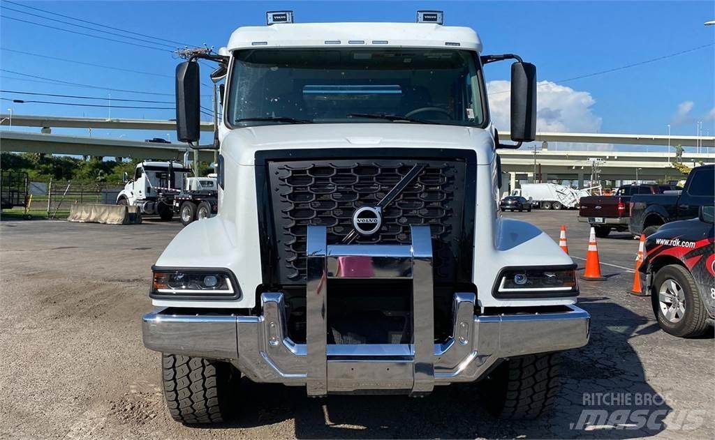 Volvo VHD Absetzkipper