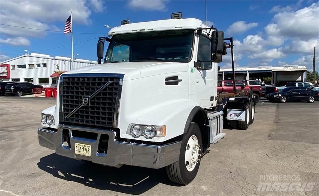 Volvo VHD64 Absetzkipper