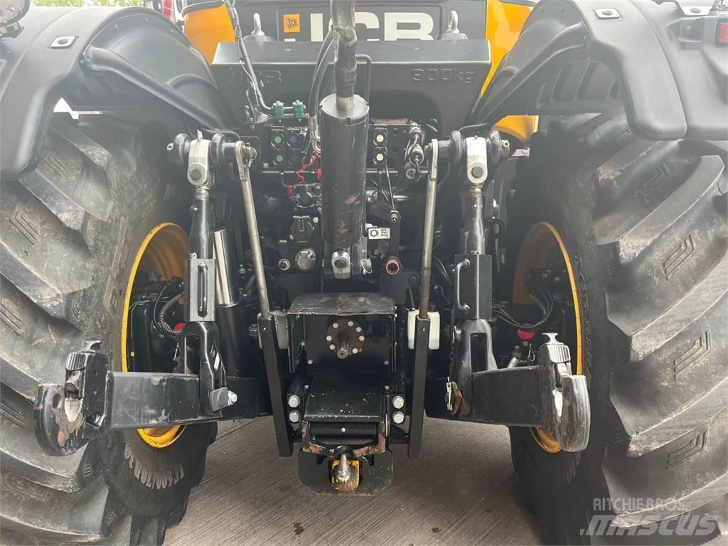 JCB 4220 Traktoren