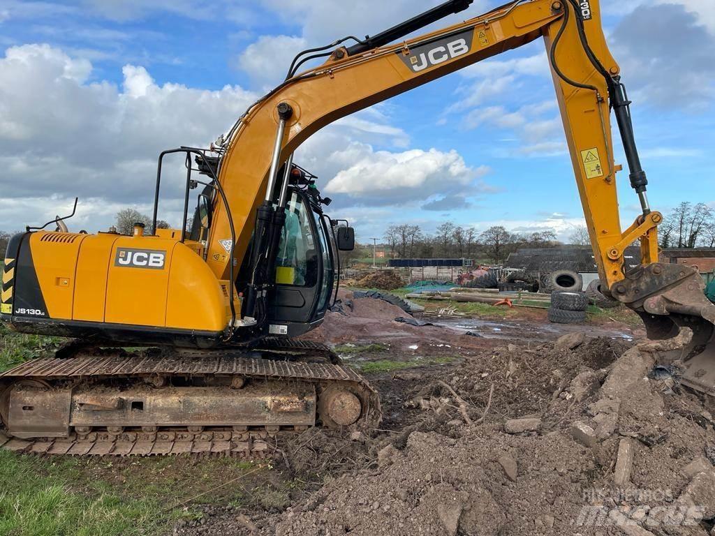 JCB JS130 Sonstige Landmaschinen