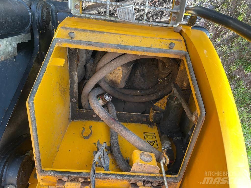 JCB JS130 Sonstige Landmaschinen