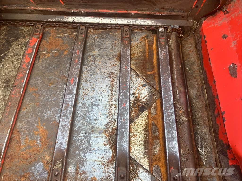 Kuhn 3570 Ballenschredder, -schneider und -wickler