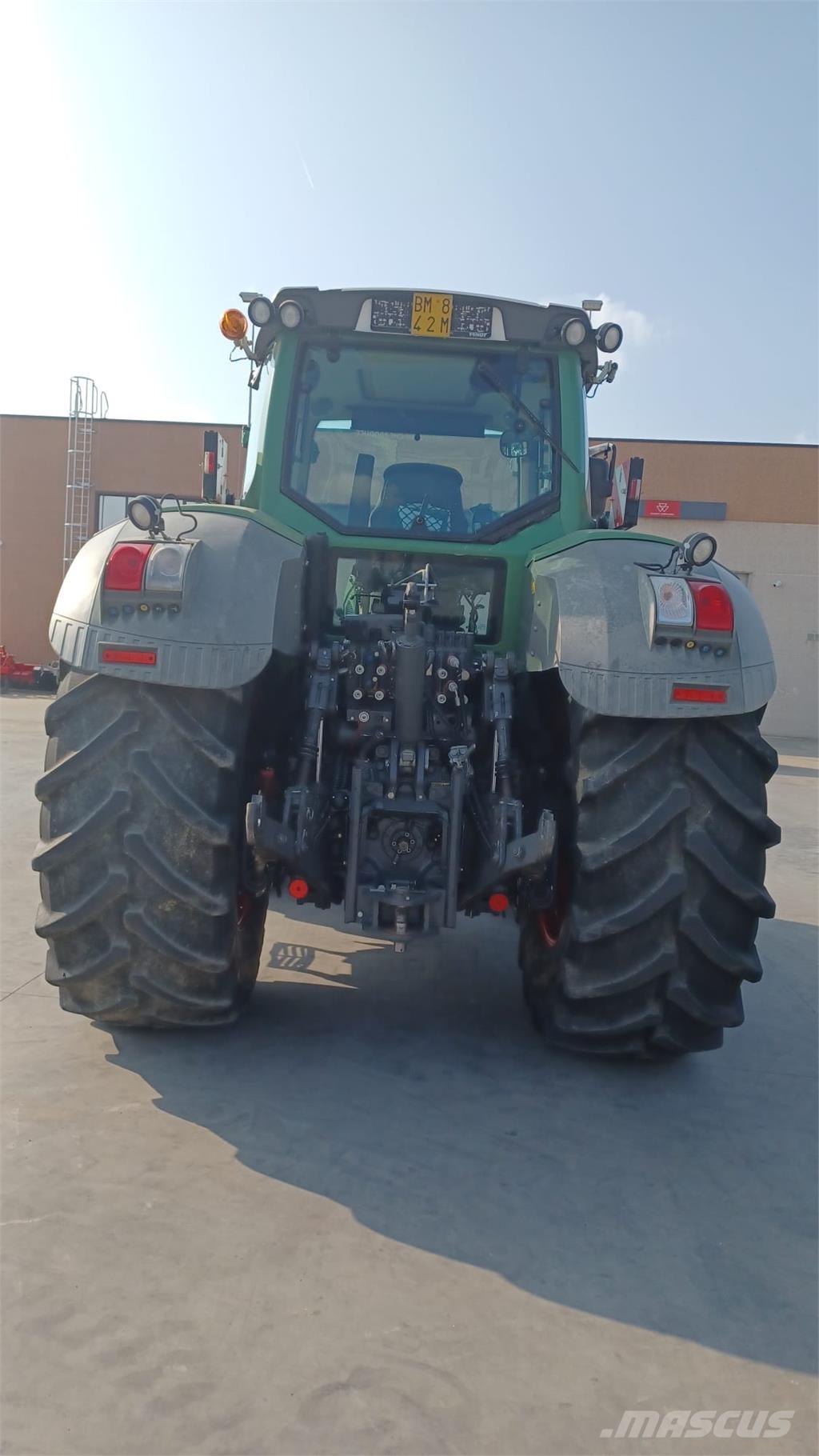 Fendt 828 SCR Traktoren