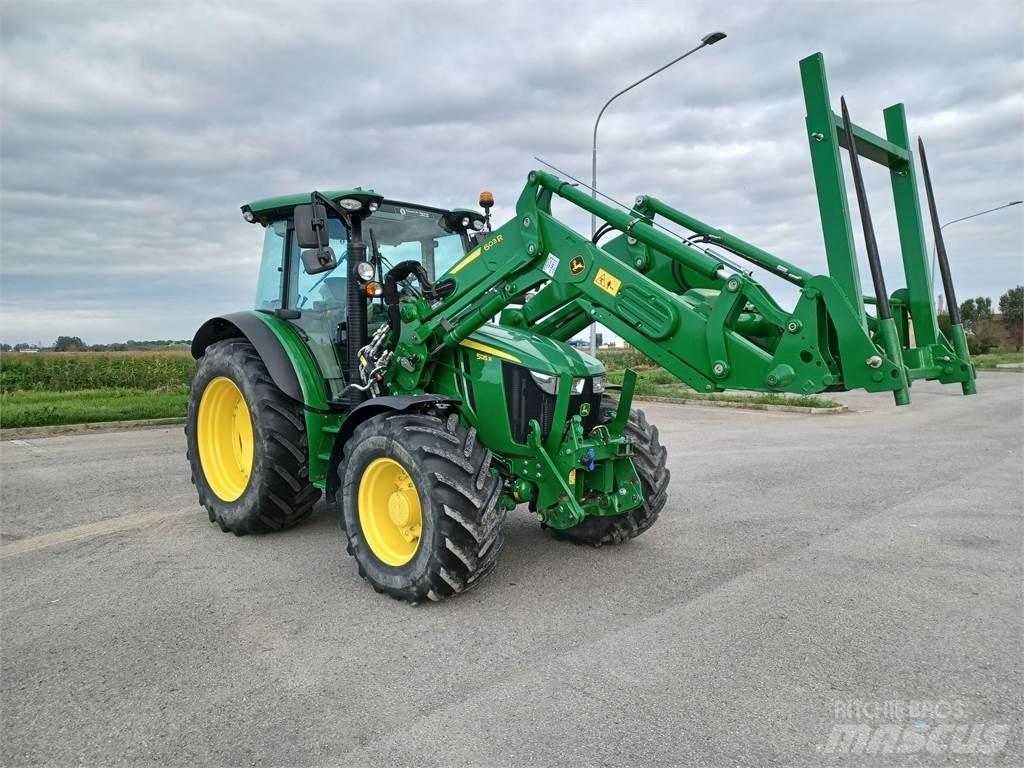John Deere 5125R Traktoren