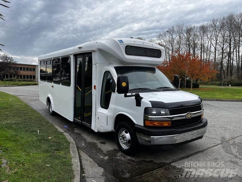 Chevrolet Express Minibusse