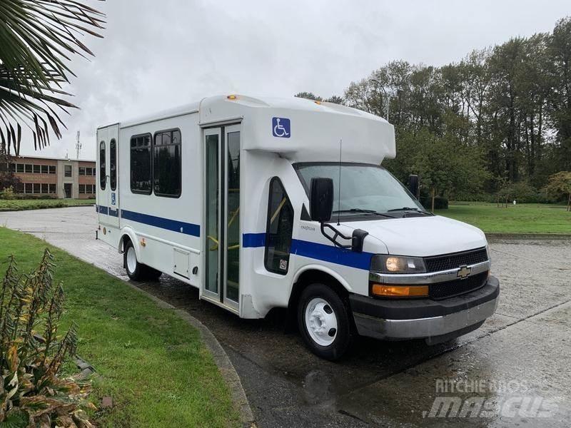 Chevrolet Express Minibusse