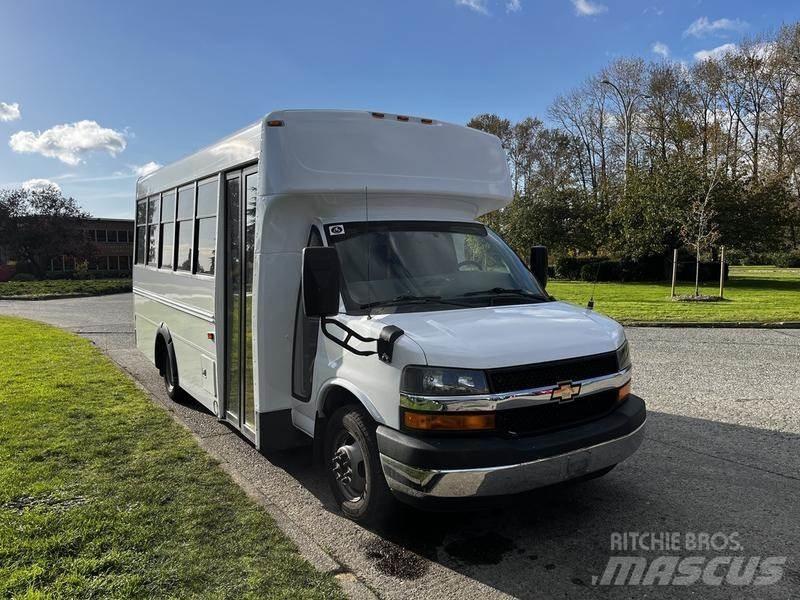 Chevrolet Express Minibusse