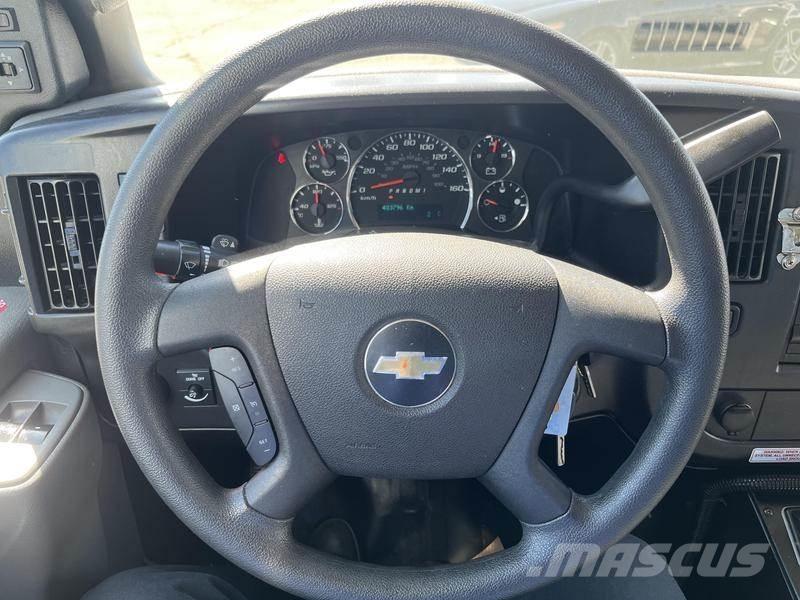 Chevrolet Express Minibusse