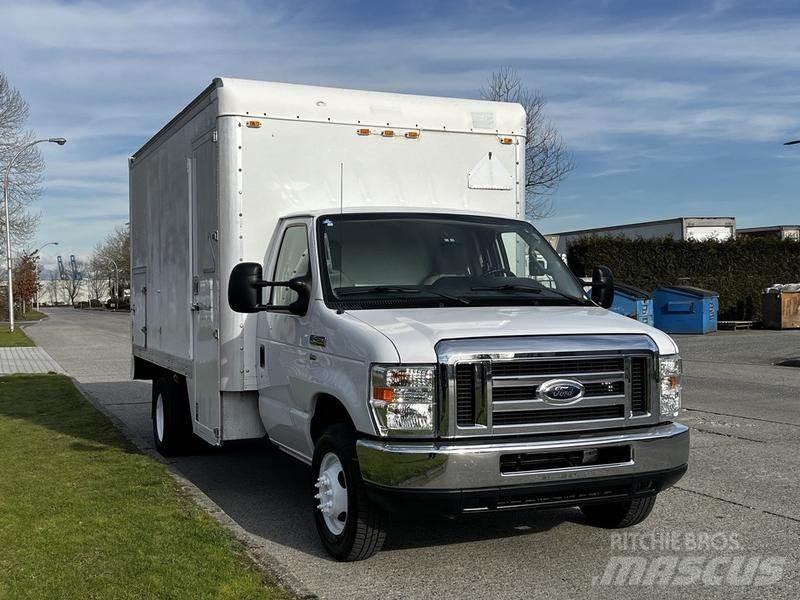 Ford Econoline Lieferwagen