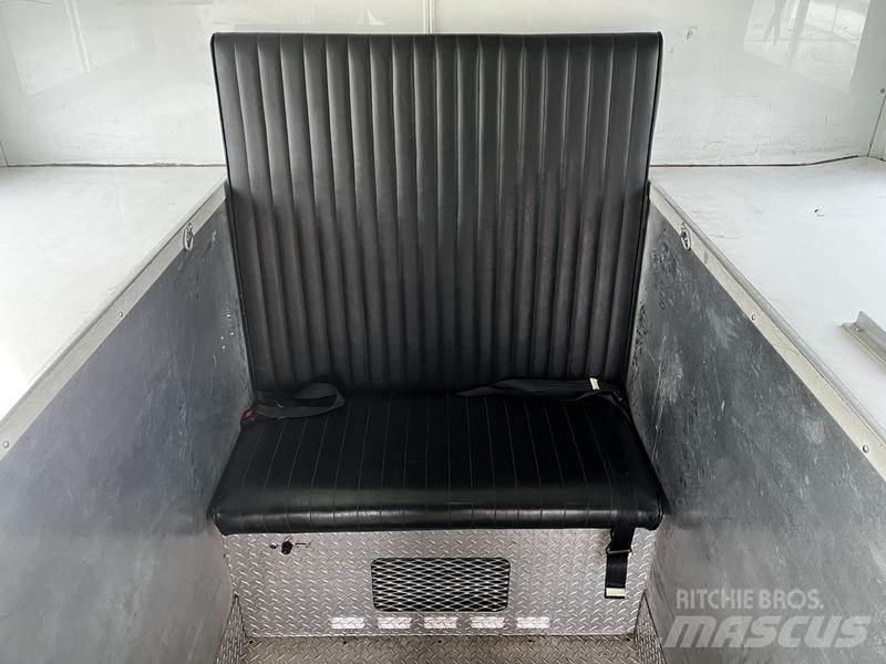 Freightliner FL80 Kommunal-Sonderfahrzeuge