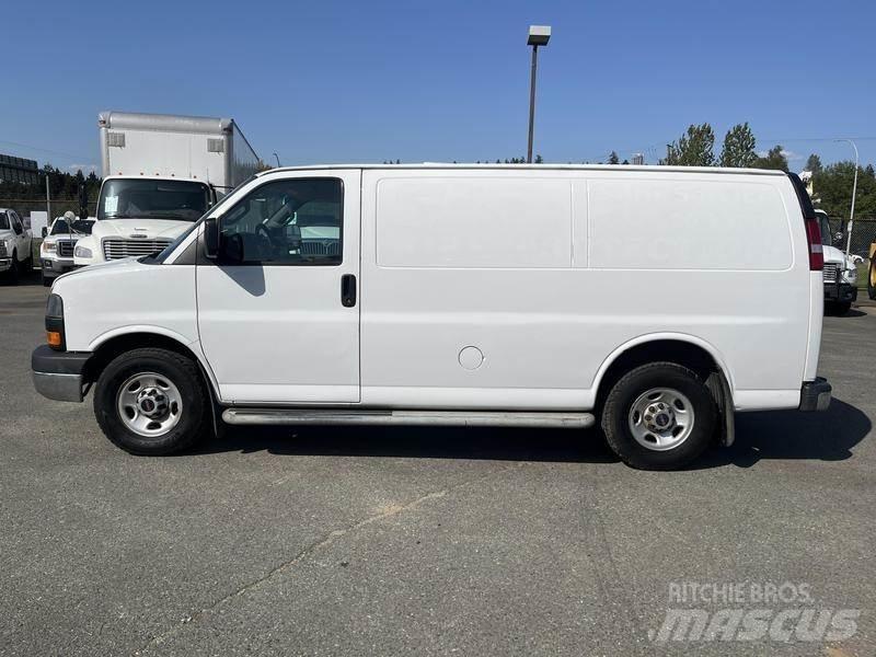 GMC Savana Lieferwagen