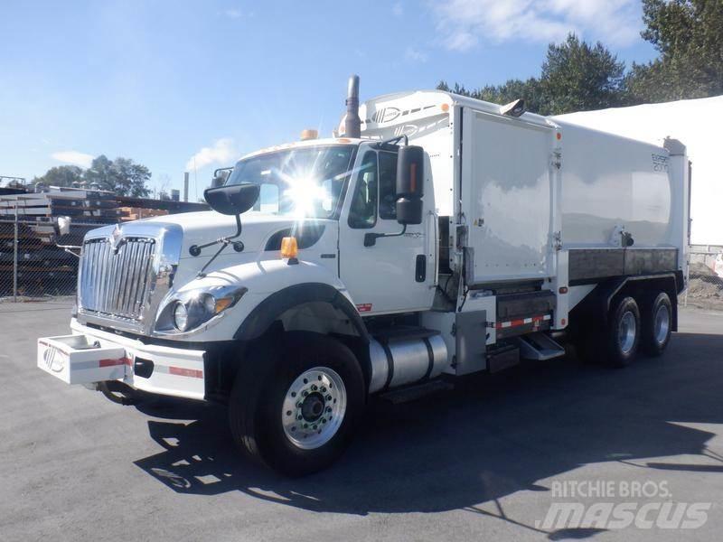 International 7400 Müllwagen