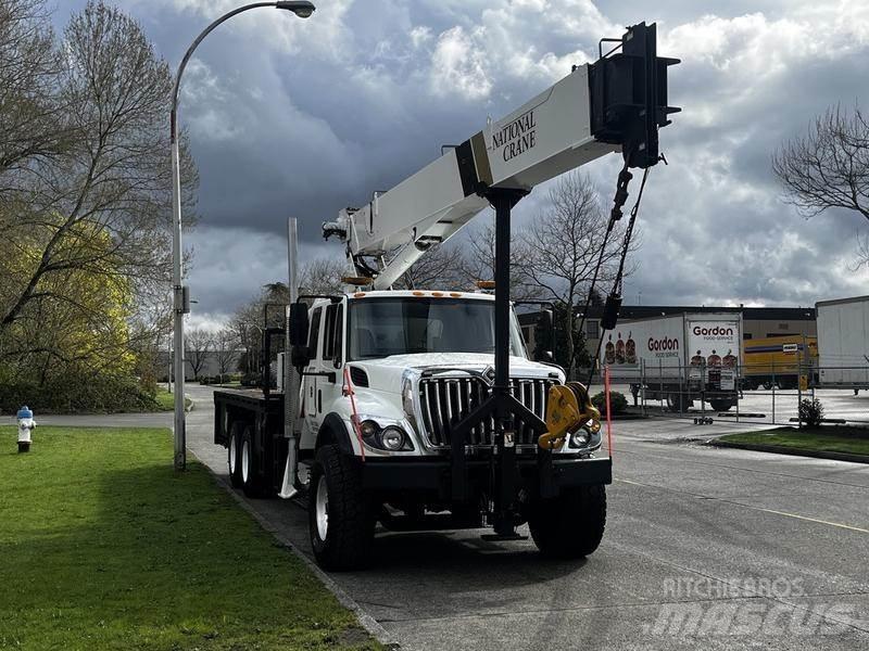 International 7500 Kranwagen