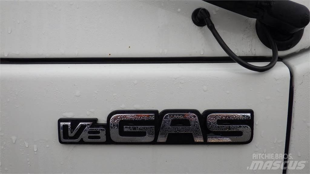 Isuzu NPR Pritschenwagen/Pritschenwagen mit Seitenklappe