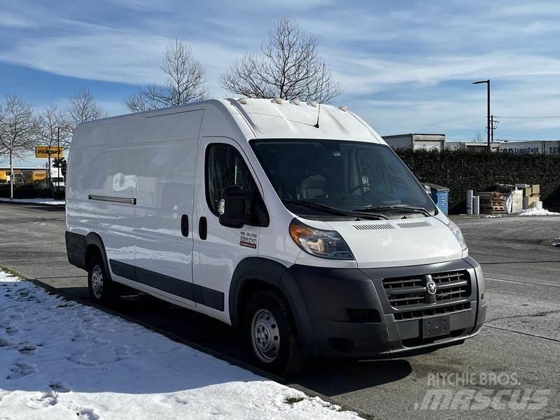 RAM Promaster Lieferwagen