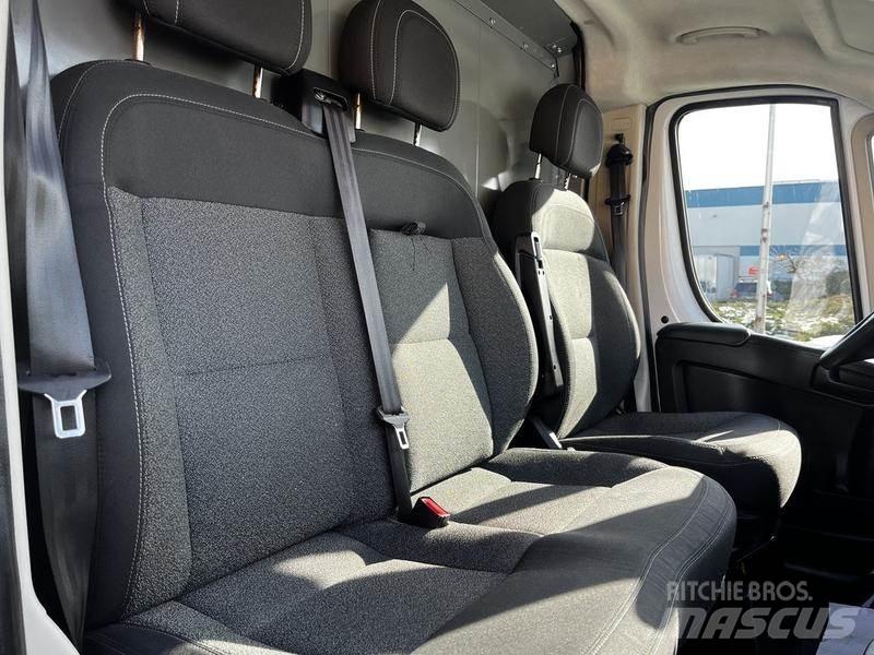 RAM Promaster Lieferwagen