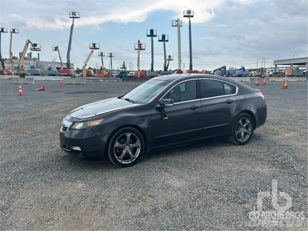 Acura TL PKWs