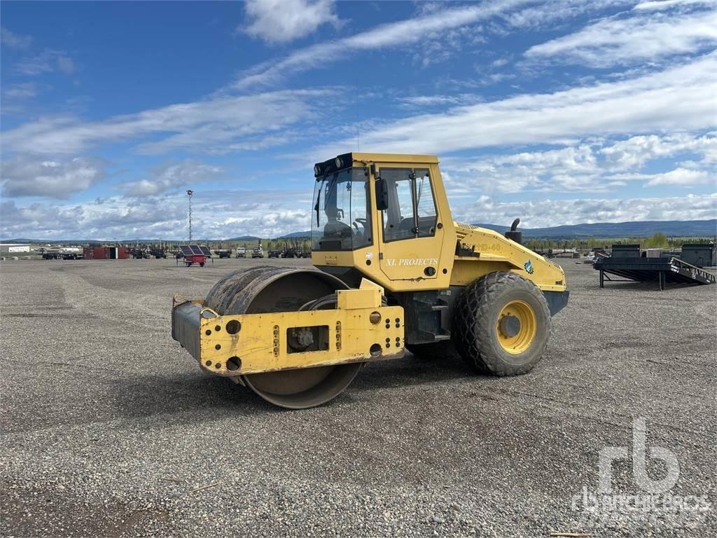 Bomag BW211 D40 Erdbauwalzen