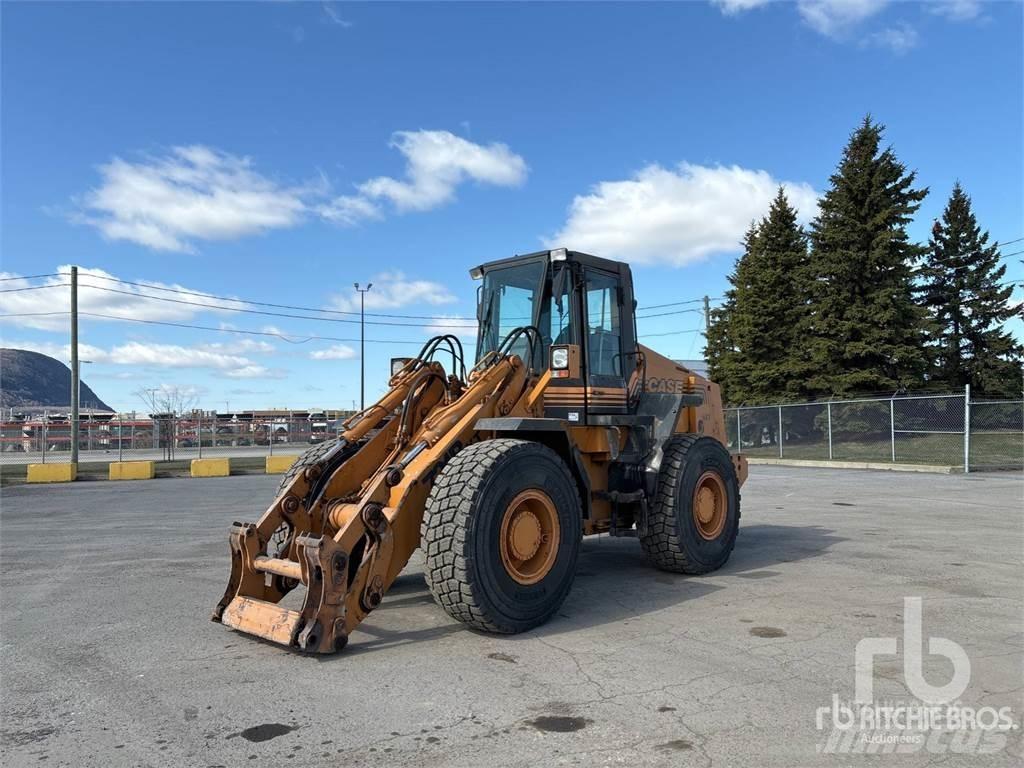 CASE 721B Radlader