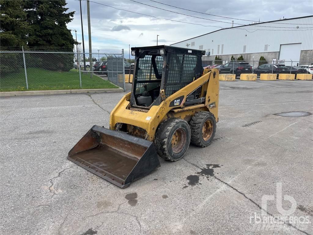 CAT 216B3 Kompaktlader