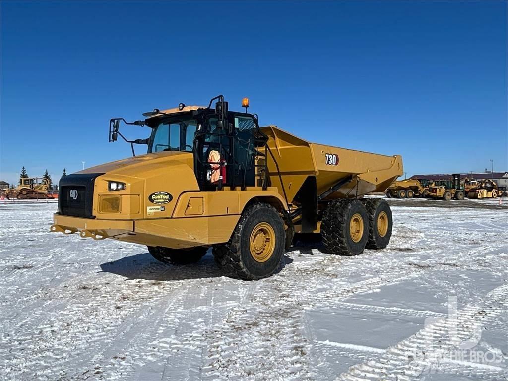 CAT 730 Dumper - Knickgelenk