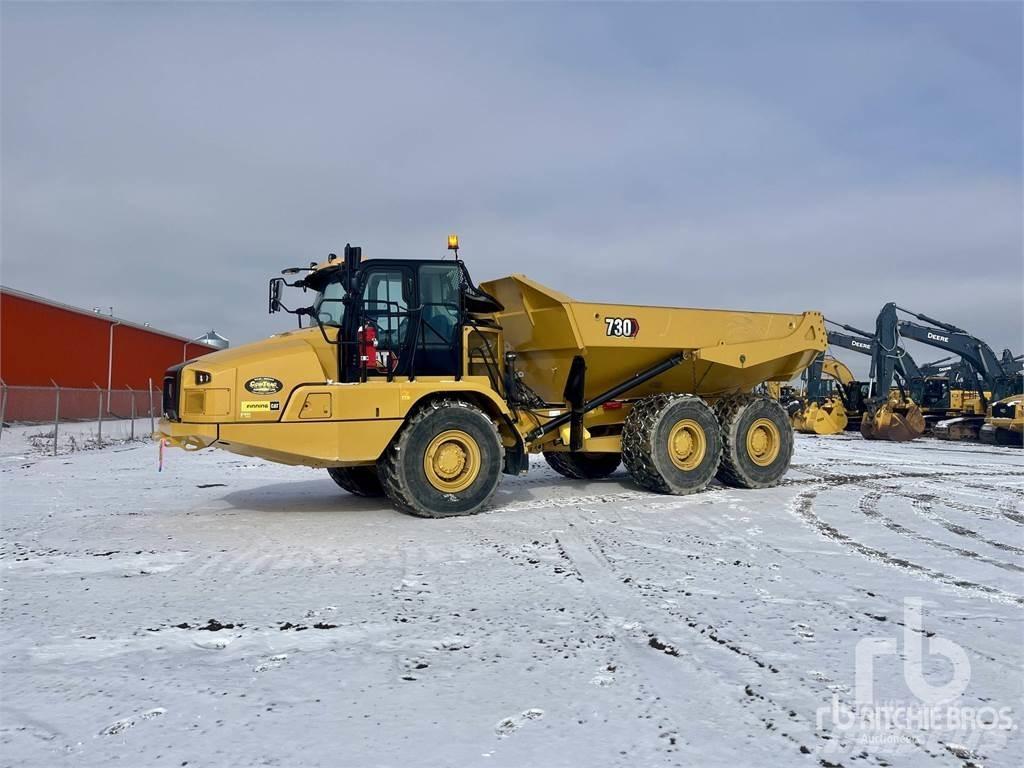 CAT 730 Dumper - Knickgelenk