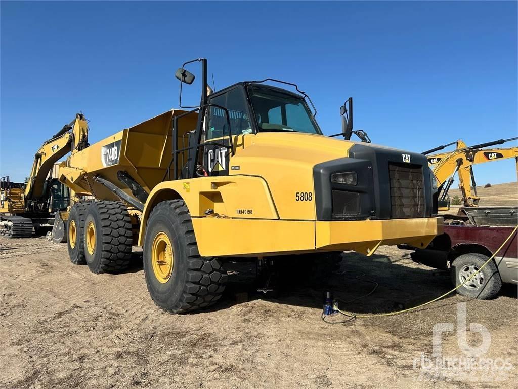 CAT 740B Dumper - Knickgelenk