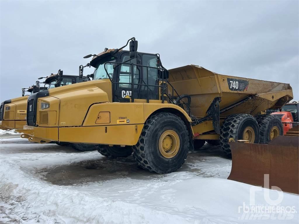CAT 740GC Dumper - Knickgelenk