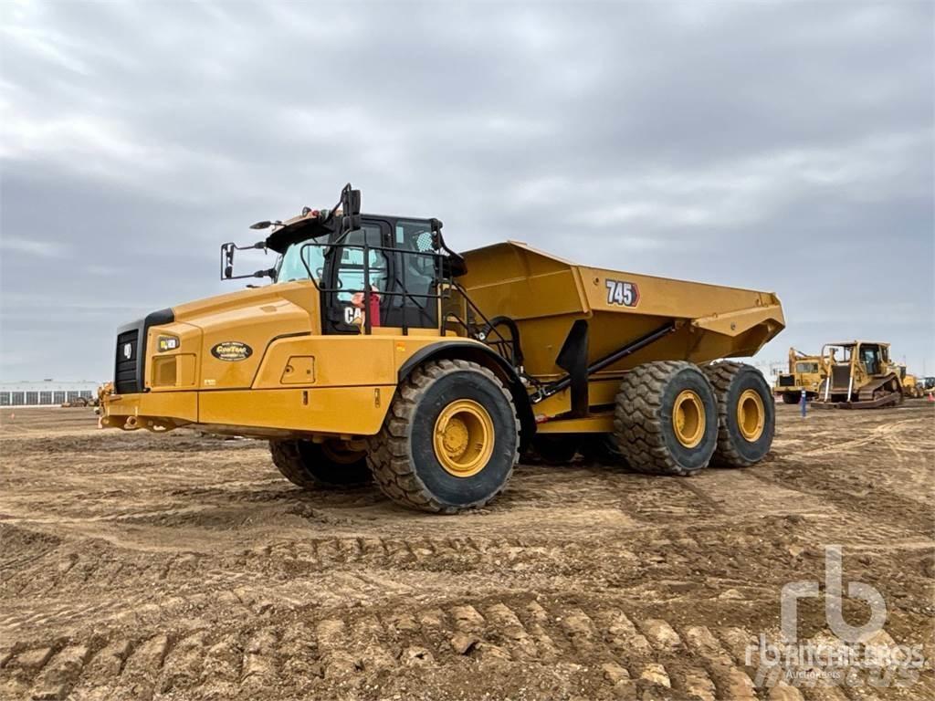 CAT 745 Dumper - Knickgelenk